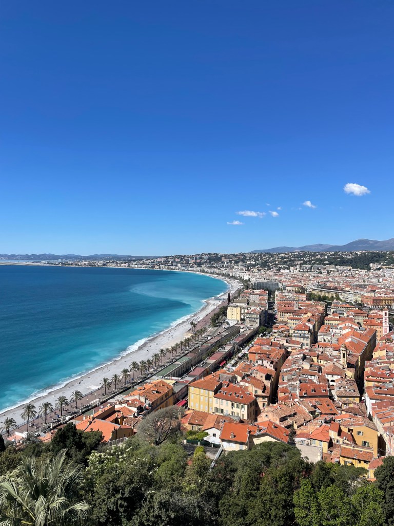 Vyhlídka Colline du Chateau, Nice. Dovolená na Azurovém pobřeží. 