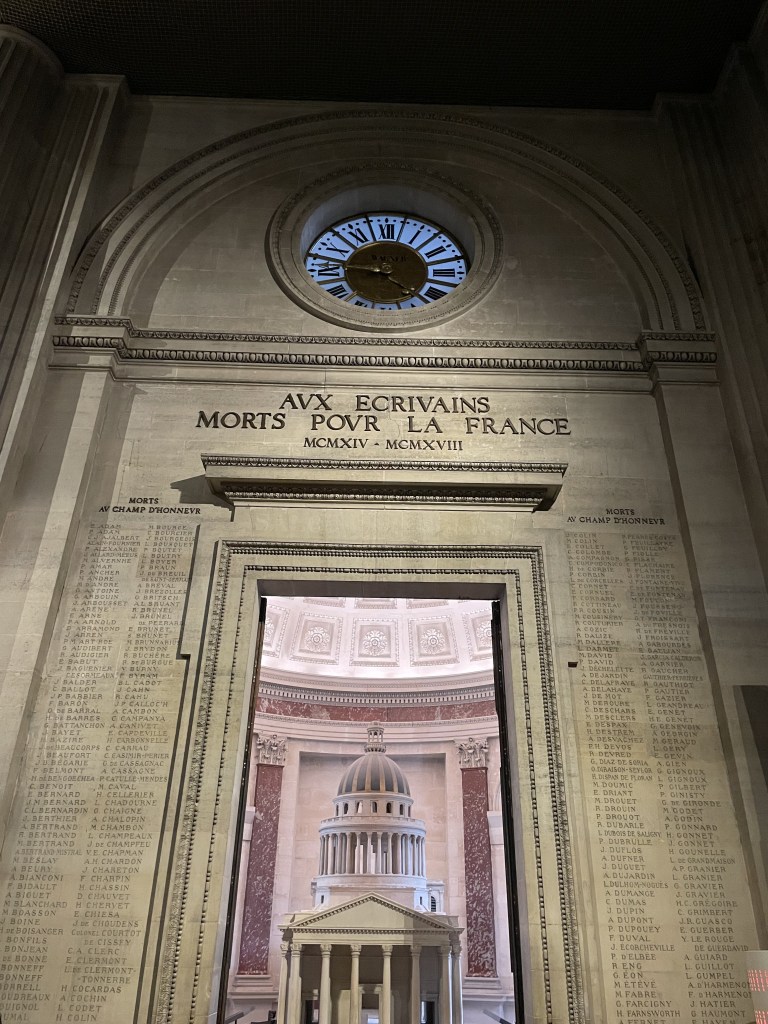 Chodby krypty v Panthéonu v Paříži