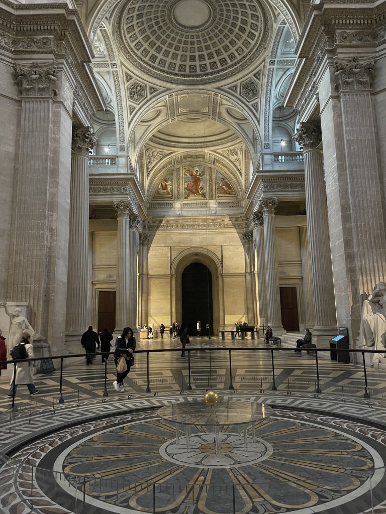 Foucaultovo kyvadlo (Foucault pendulum) v Paříži