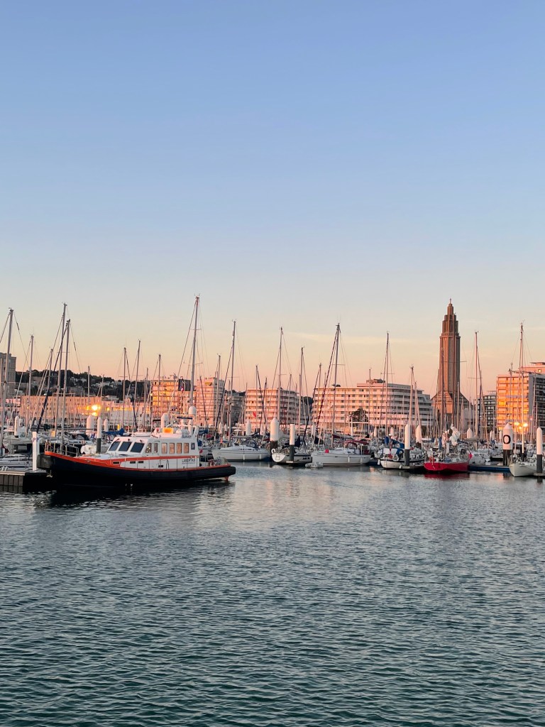 Přístav ve městě Le Havre v Normandii