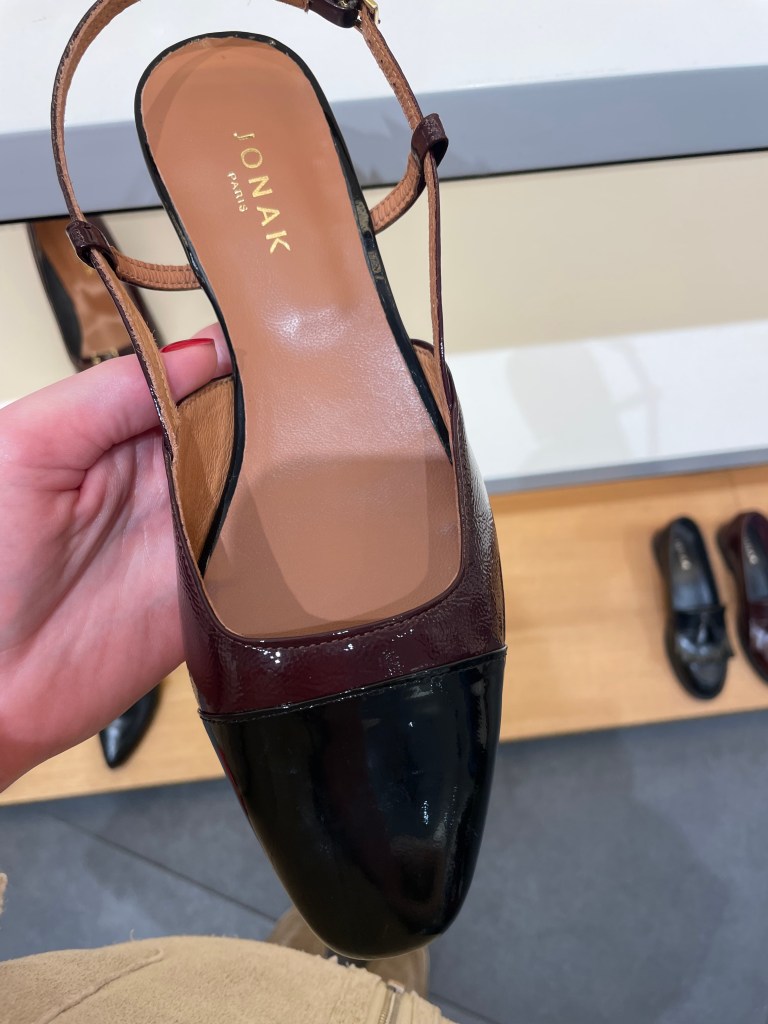 Butik značky Jonak v nákupním centru La Défense