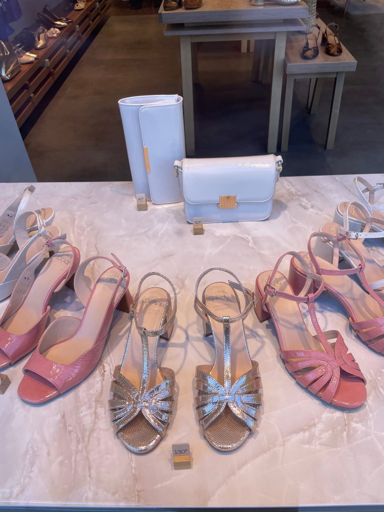 Butik značky Bocage kousek od metra Alésia