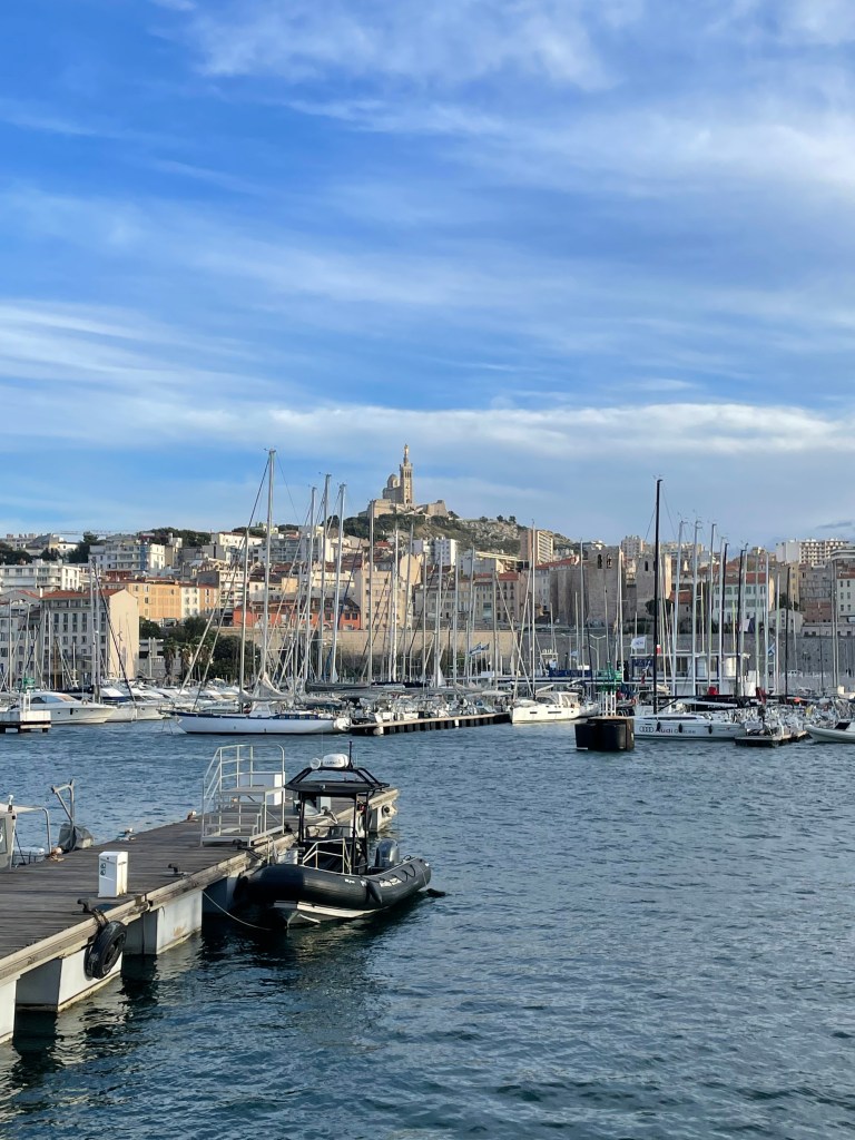 Lodě ve Starém přístavu v Marseille