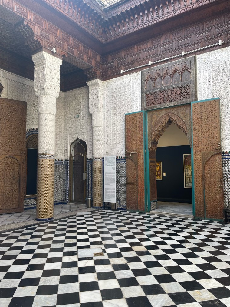 Interiér paláce Le Palais Dar El Bacha